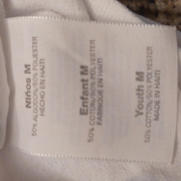 Free Add-on White "Big Sister" Tee - Size M (Youth) - Picture 5 of 6